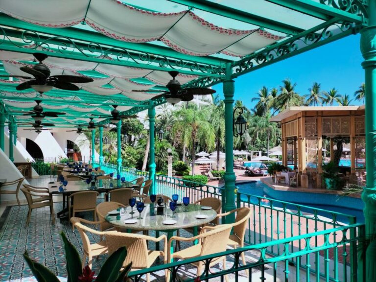 hotel fiesta americana puerto vallarta 1.jpg 768x576