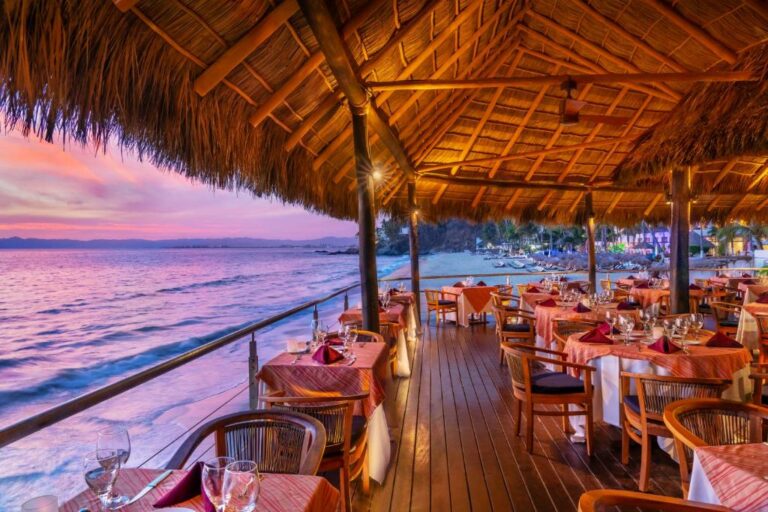 hotel hyatt puerto vallarta 2.jpg 768x512