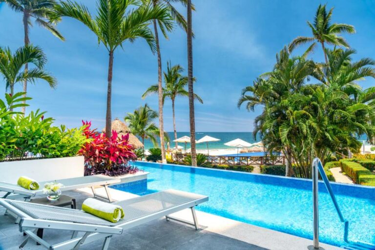 hotel hyatt puerto vallarta 4.jpg 768x512