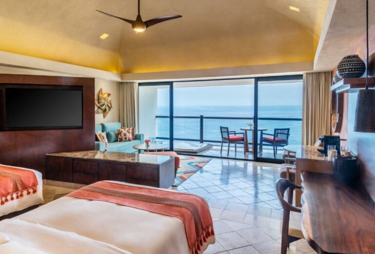 hotel hyatt puerto vallarta 5.jpg 768x521