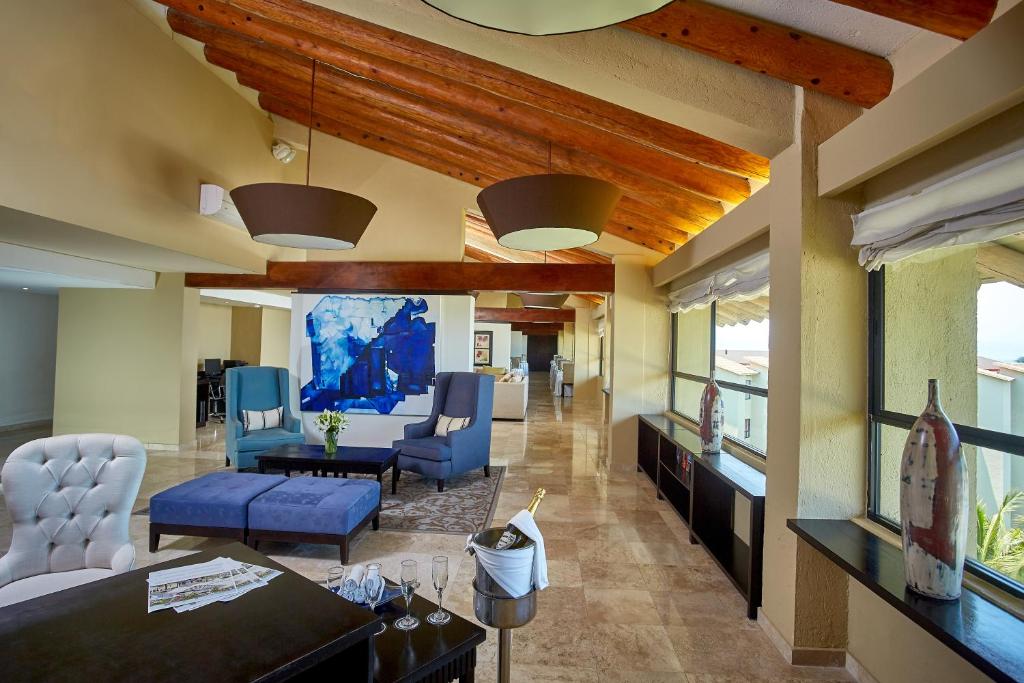 hotel occidental puerto vallarta 4.jpg