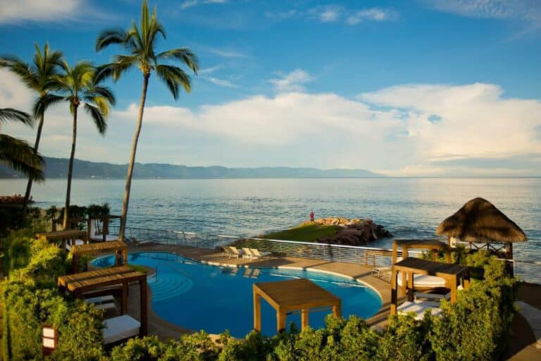 Sunset Plaza Beach Resort Puerto Vallarta****, Beach Hotel in Puerto Vallarta, Mexico