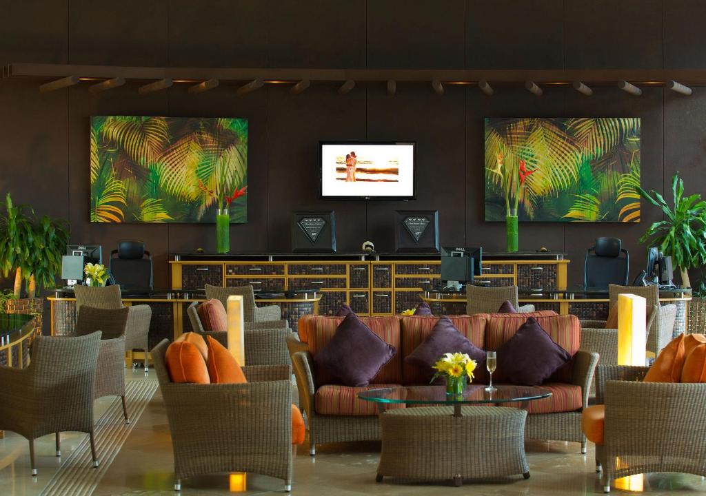 hotel sunset puerto vallarta 5.jpg