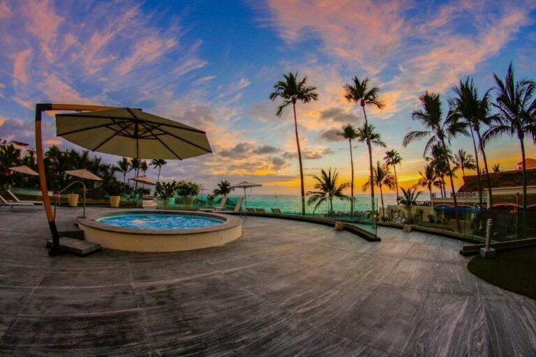 hotel sunset puerto vallarta 8.jpg 768x512