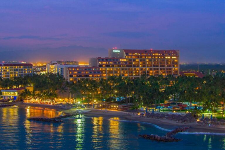 hotel the westin puerto vallarta 3.jpg 768x512