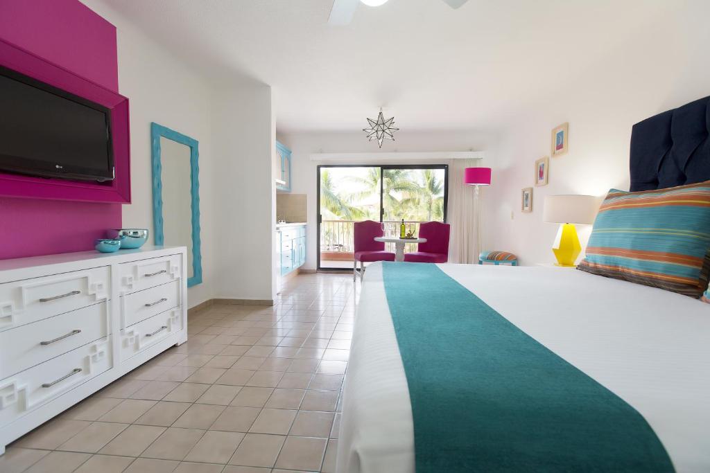 hotel villa del palmar puerto vallarta 8.jpg