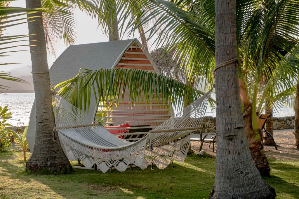 isla chiquita glamping beach hotel costa rica9