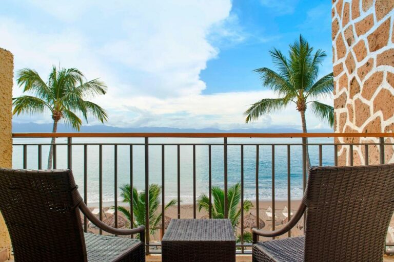 marriott puerto vallarta 10 768x512
