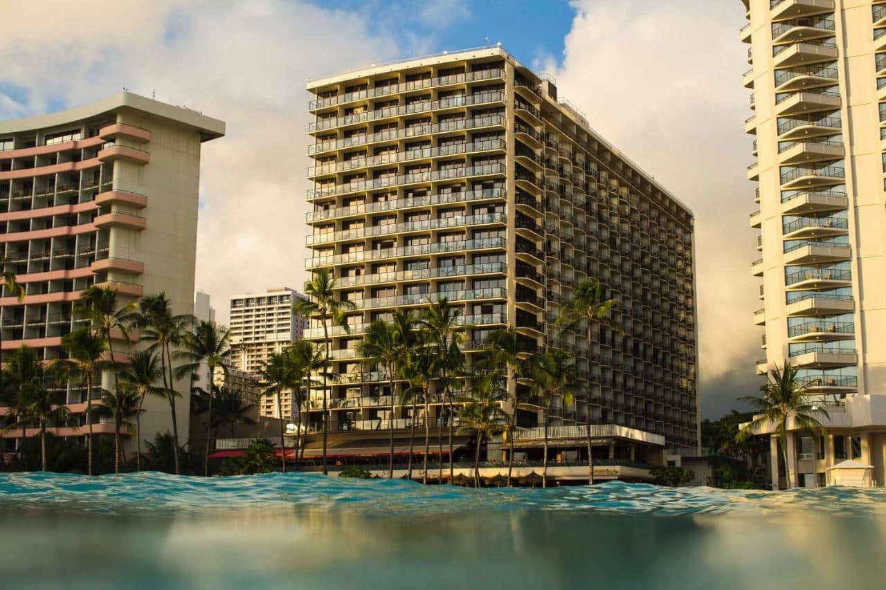 outrigger waikiki beach resort1