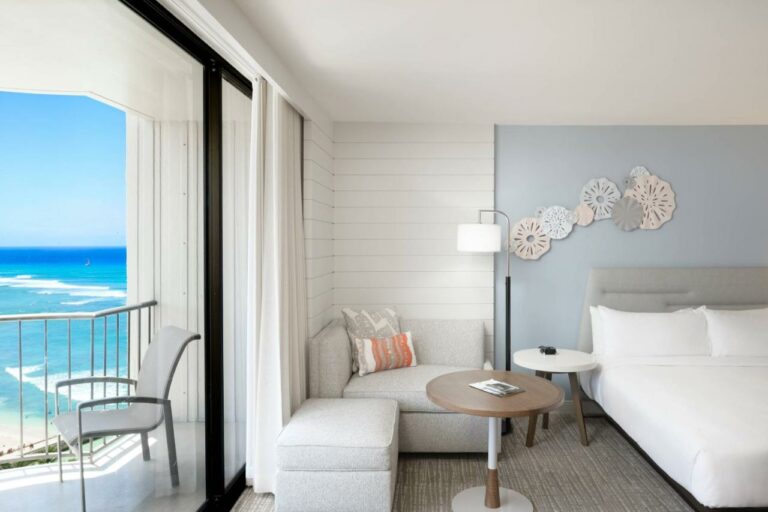 waikiki beach marriott resort spa14 768x512