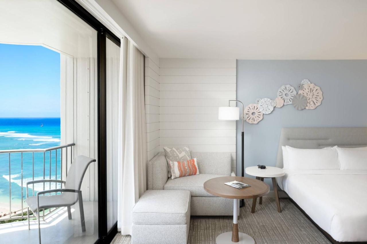 waikiki beach marriott resort spa14