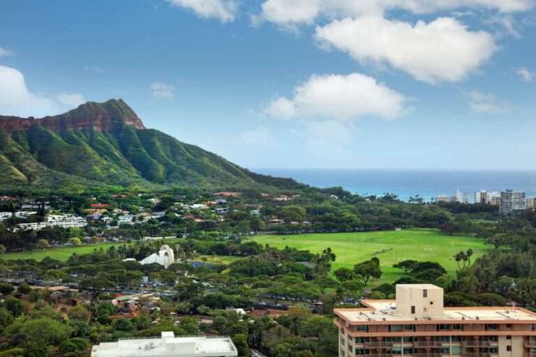 waikiki beach marriott resort spa19 768x512