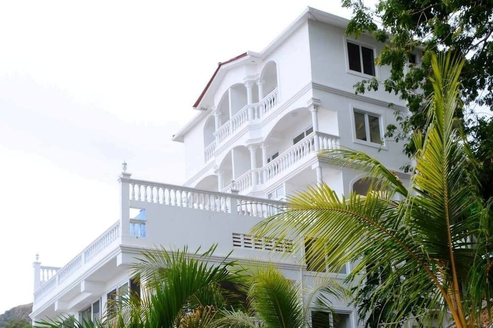 Taboga Palace SPA Hotel ***, Beach Hotel in Panama