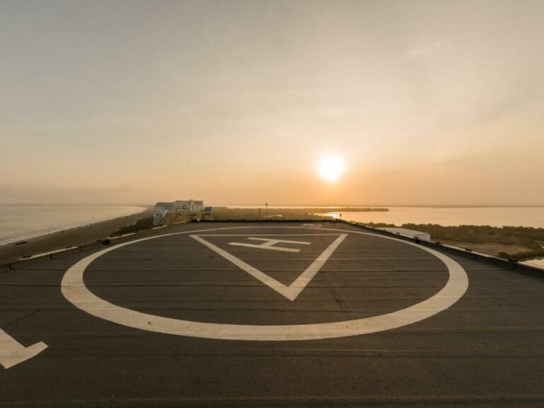 hoel las americas torre del mar 9 768x576