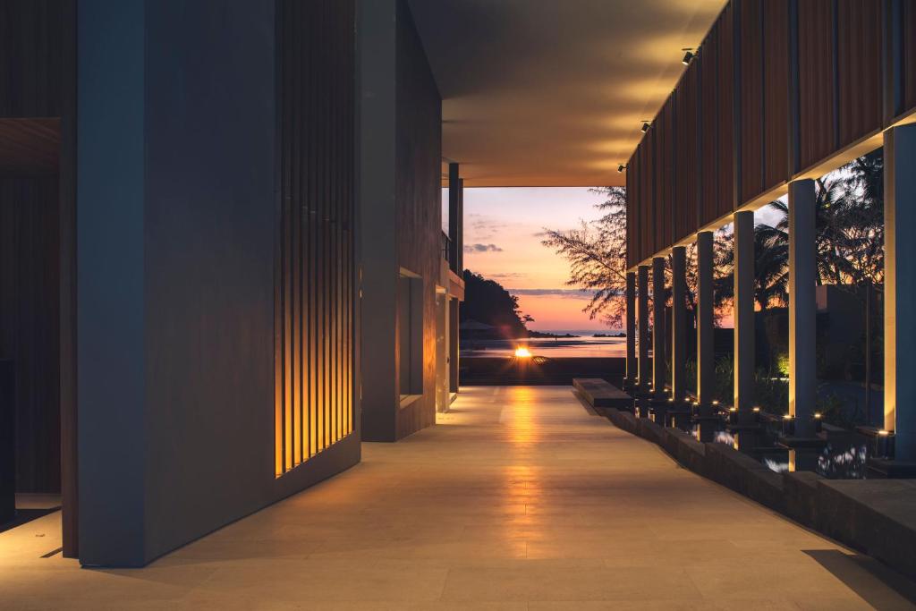 hotel anantara layan 7