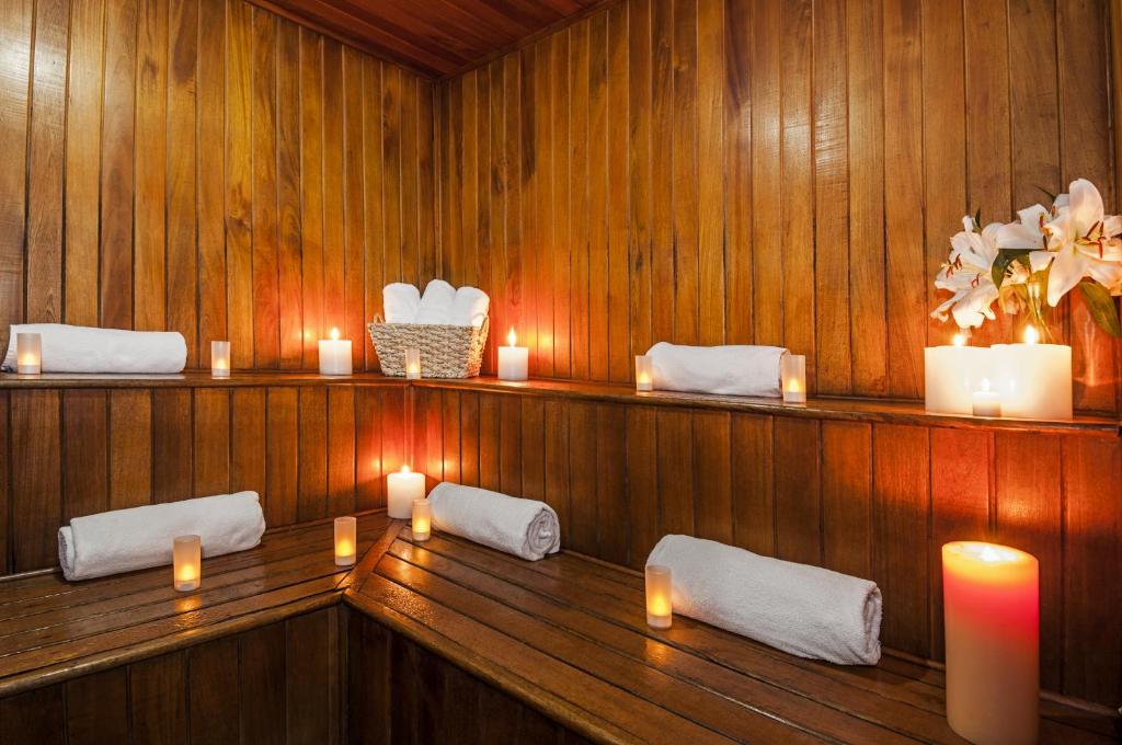 hotel el almirante 10