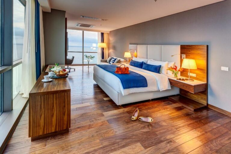 hotel intercontinental 3 768x512