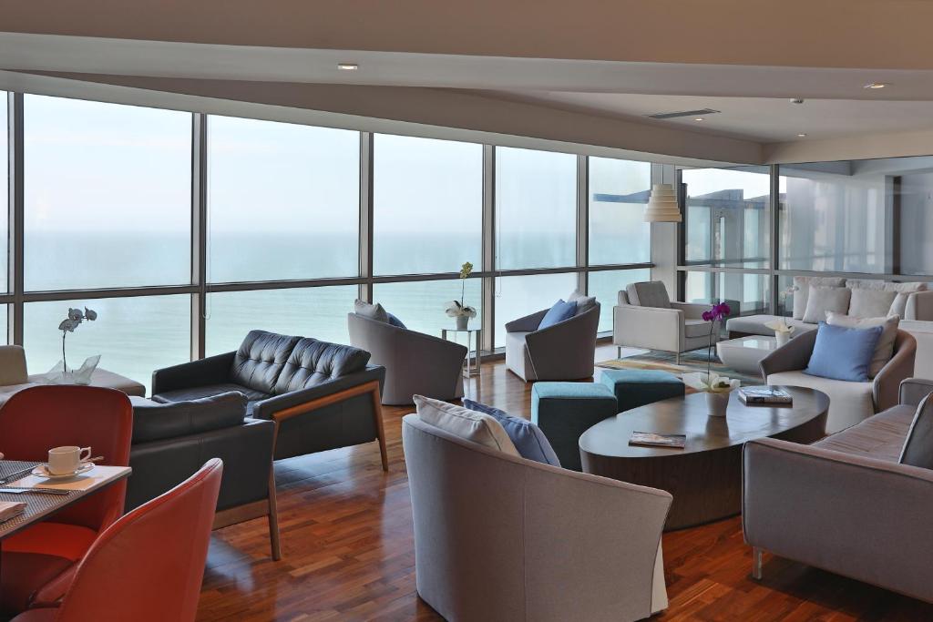 hotel intercontinental 5