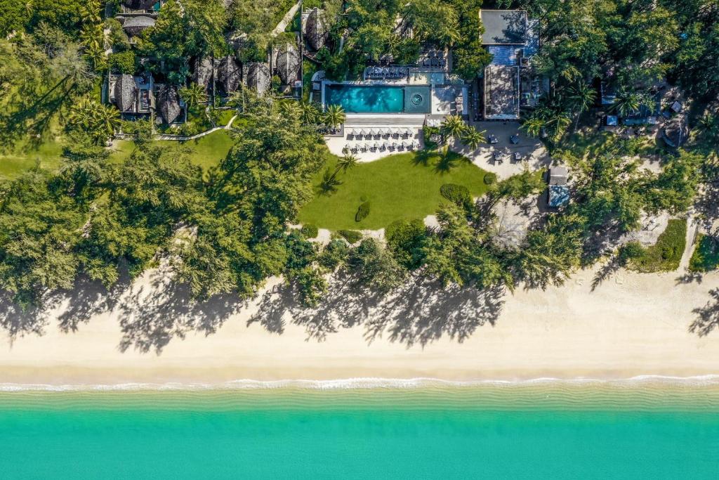 hotel renaissance phuket 3