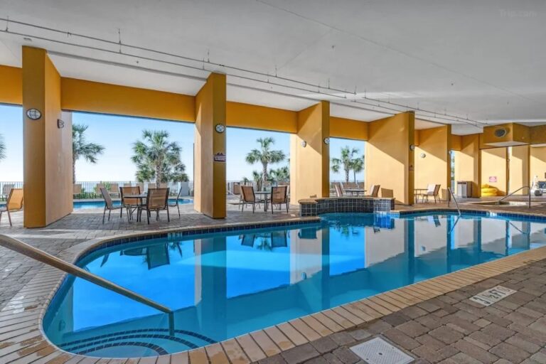 WhatsApp Image 2023 12 18 at 5.09.01 PM 768x512