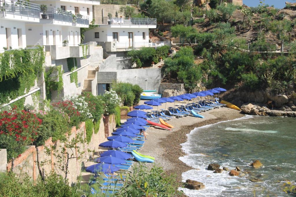 blue bay cefalu beach hotel sicily 7