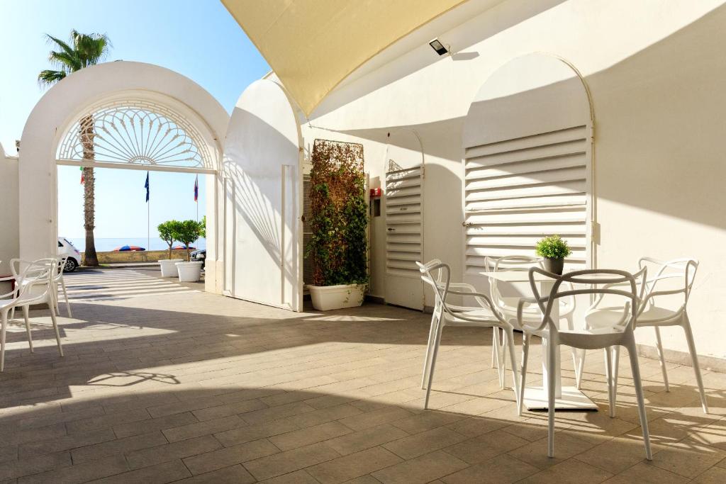 Albatros beach hotel sicily 8