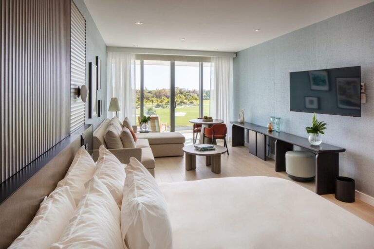 Goldwynn residence beach hotel bahamas2 768x512