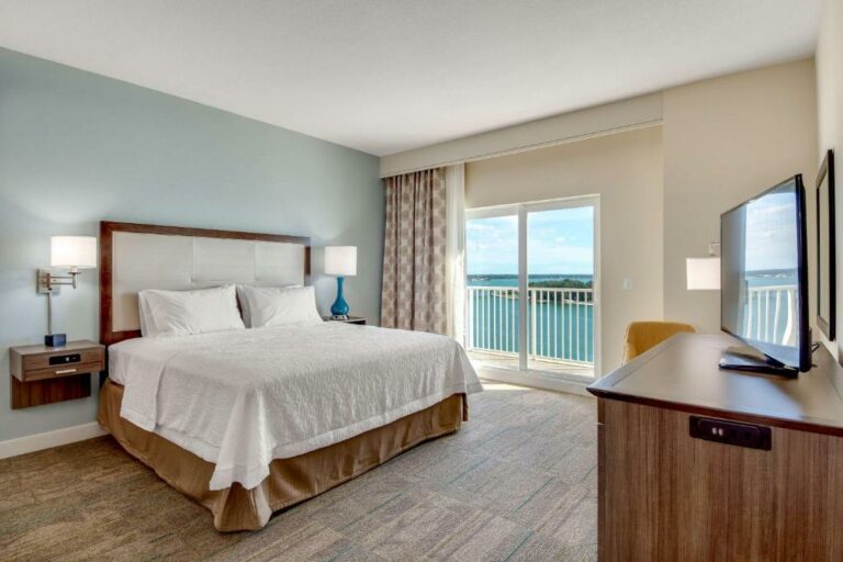 Hampton inn clearwaterbeach hotel 10 768x512