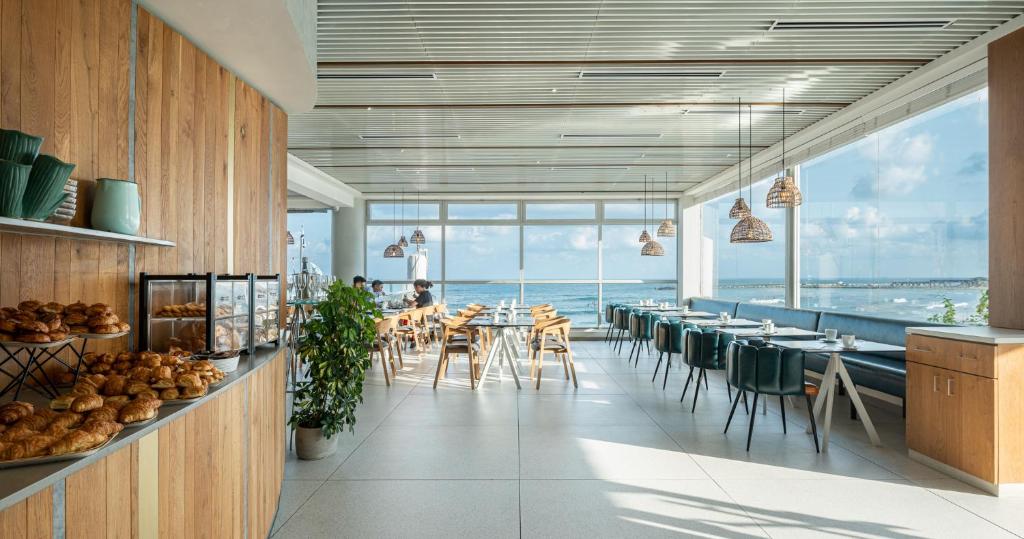 carlton tel aviv beach hotel 5