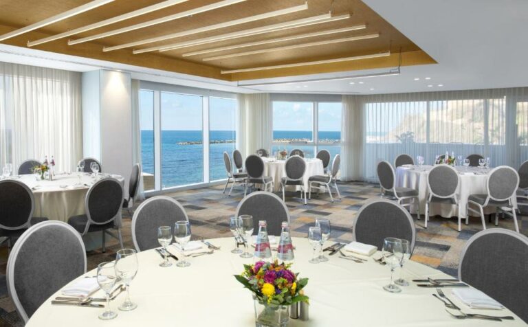 carlton tel aviv beach hotel 8 768x476