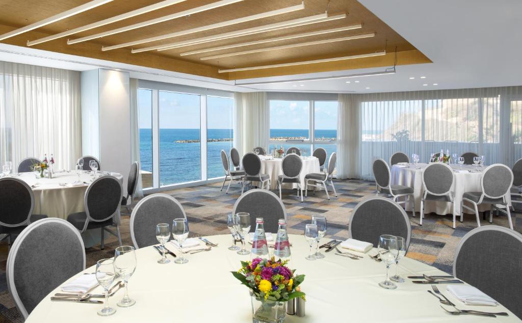 carlton tel aviv beach hotel 8