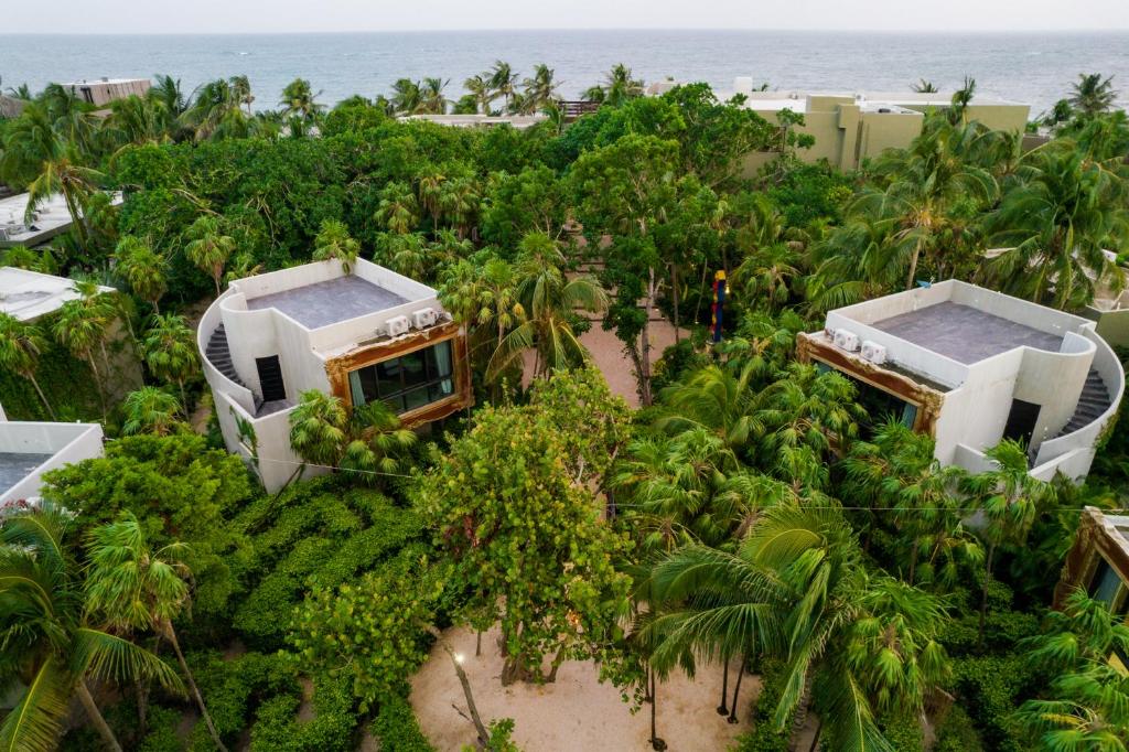 casa malca beach hotel8