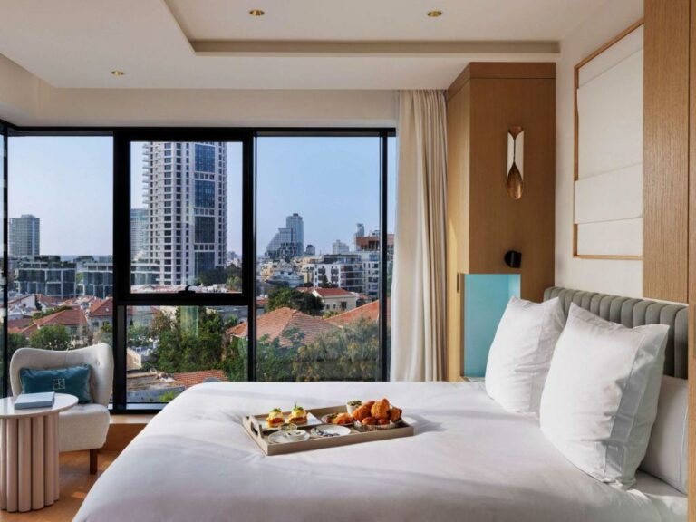 elkonin beach hotel tel aviv2 768x576
