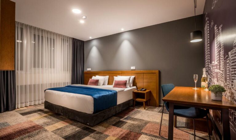embassy hotel tel aviv 768x458