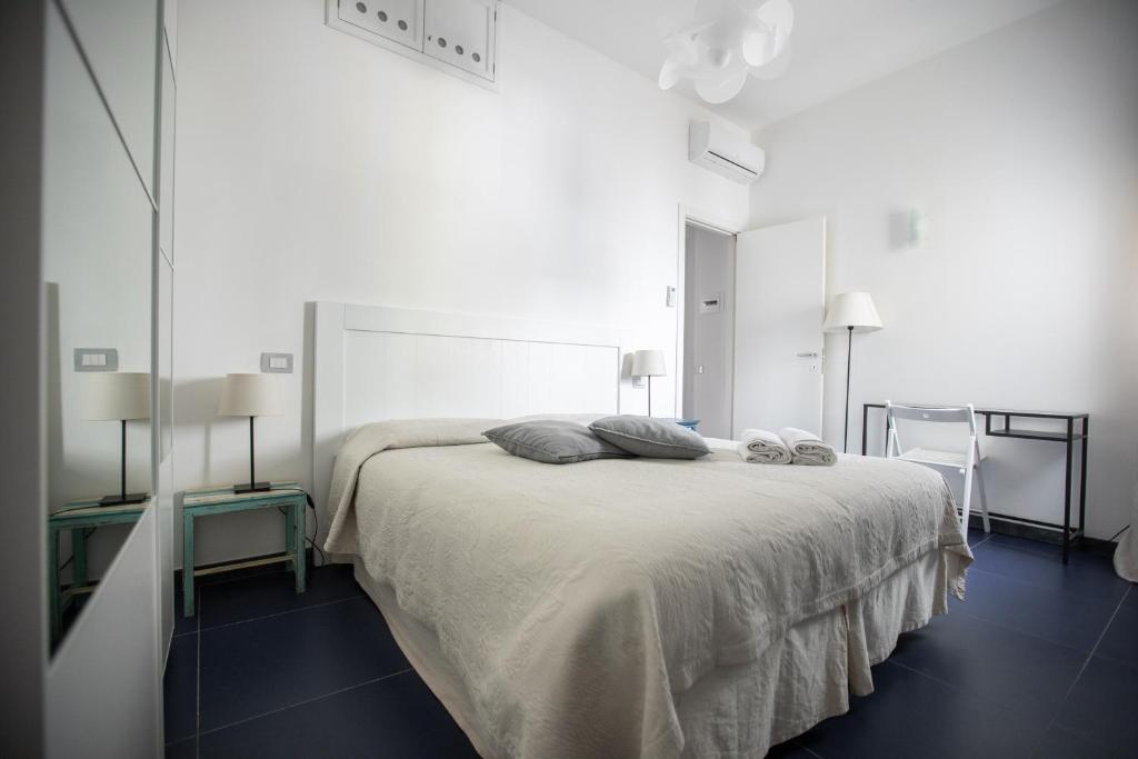 gabbiano relais stromboli beach hotel sicily 5