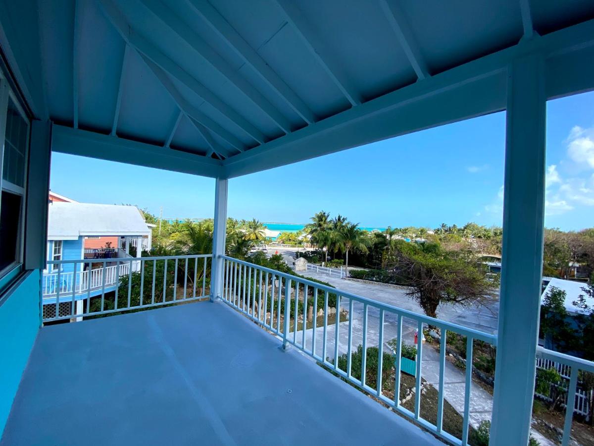 hideawways beach hotel bahamas2 1