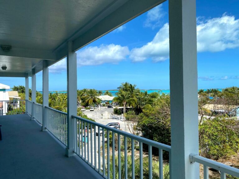 hideawways beach hotel bahamas5 768x576