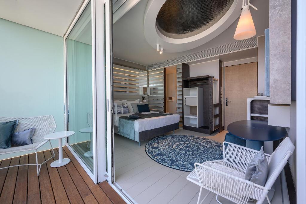 port tower beach hotel 4