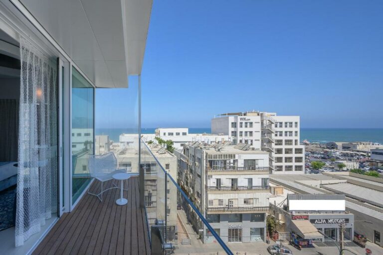 port tower beach hotel 7 768x512