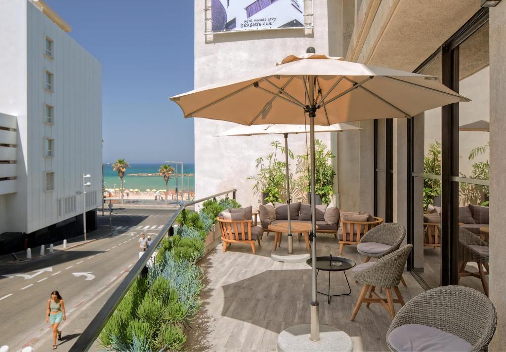 prima tel aviv beach hotel8