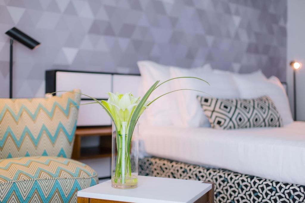 prima tel aviv beach hotel9