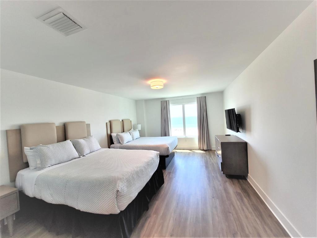 the avalon club clearwaterbeach hotel 4