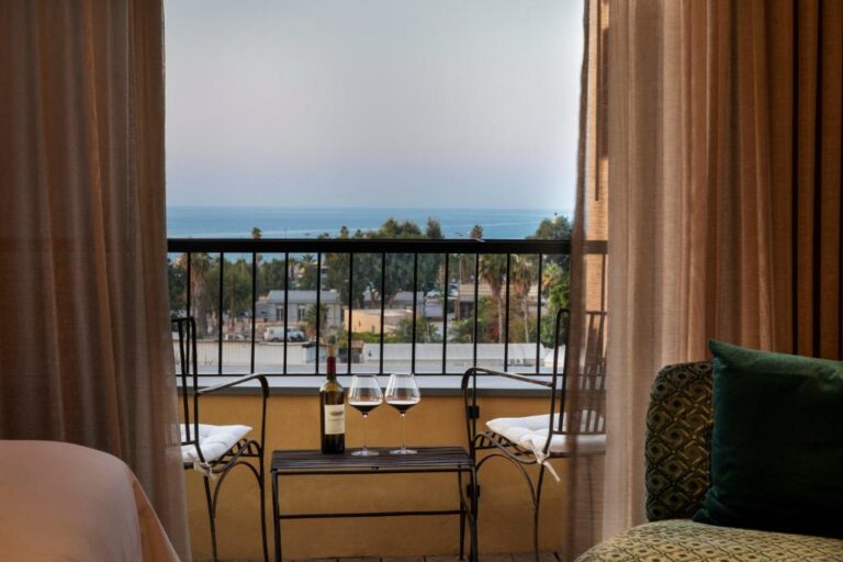 thedrisco tel aviv beach hotel5 1 768x512