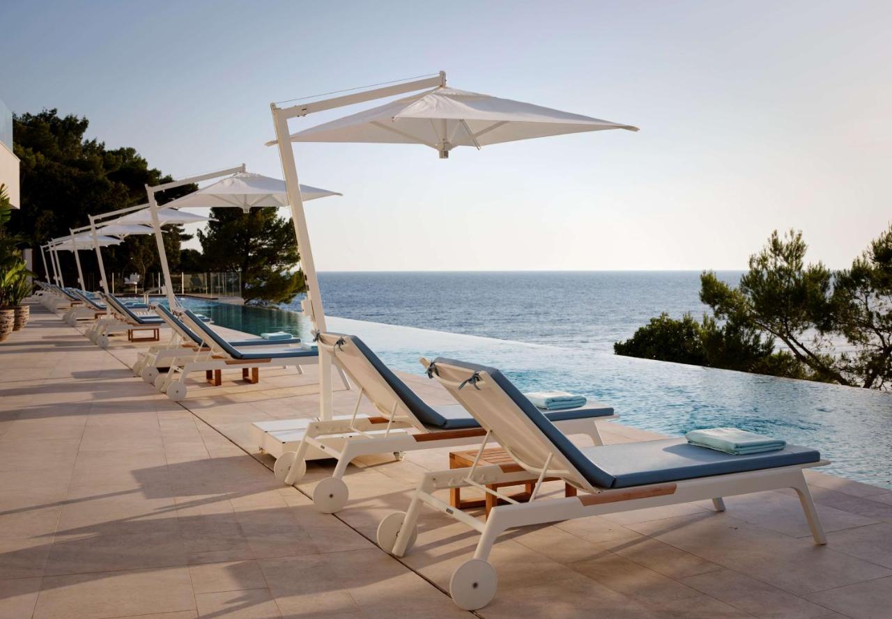 grand hotel bioni pula beach hotel croatia10