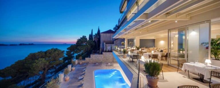 hotel more beach hotel croatia 1 768x309
