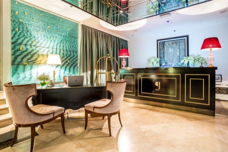 hotel park split beach hotel croatia 7 768x512