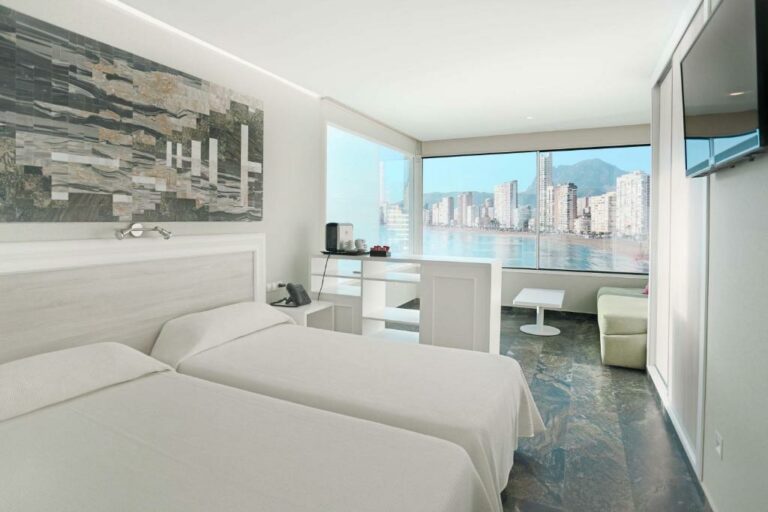 hotel Benikaktus espana 2 768x512