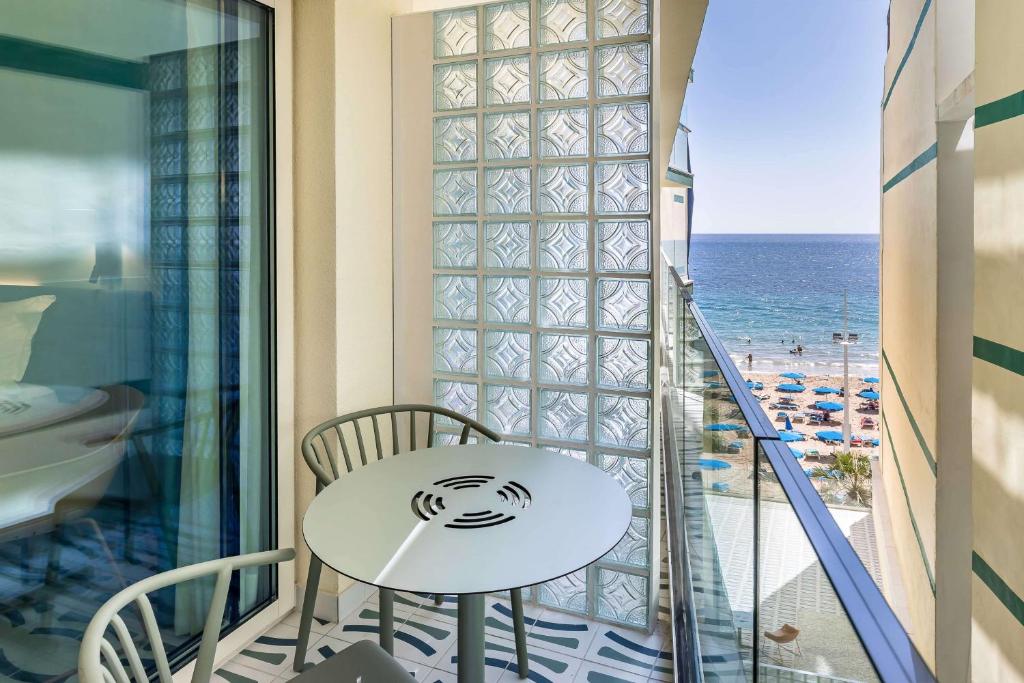 hotel barcelo espana 9