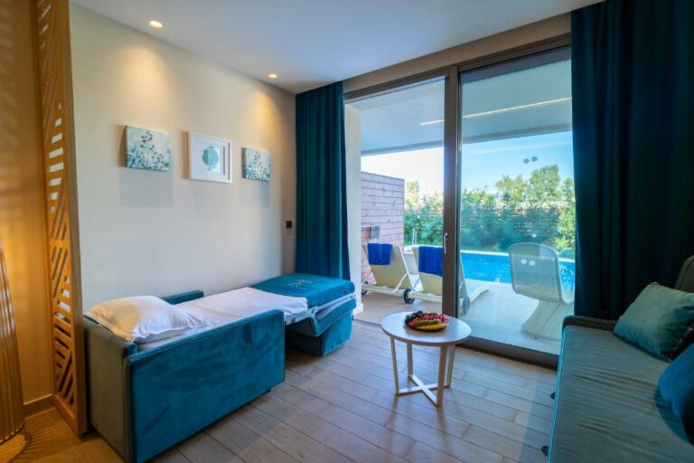 Almyros Beach 7 768x512