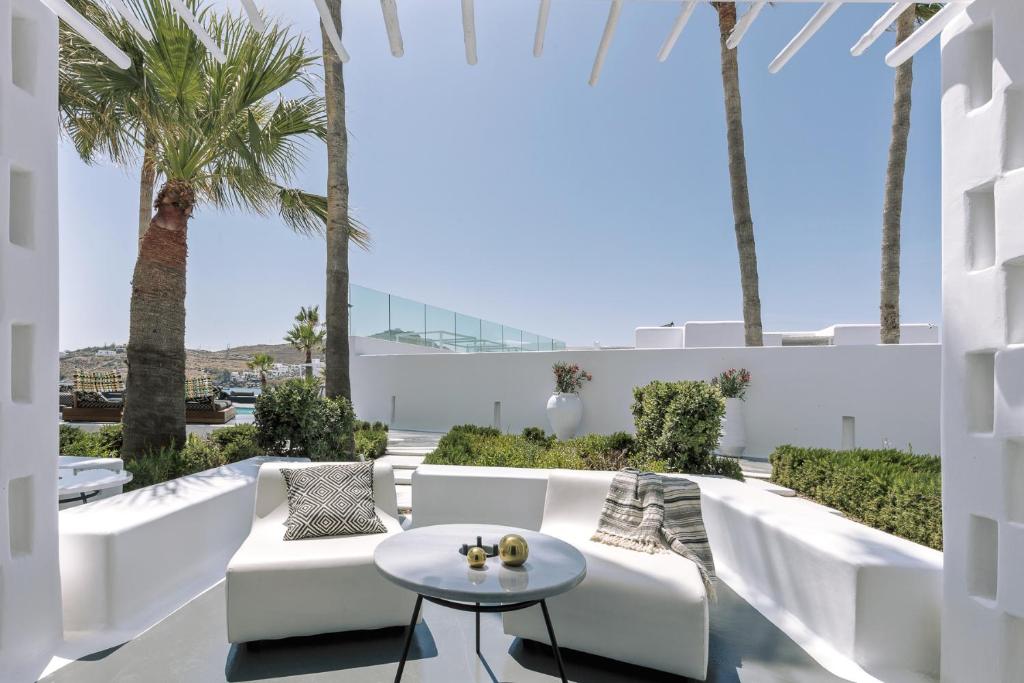 MYKONOS BLANC PREFFERED AND RESORTS 5